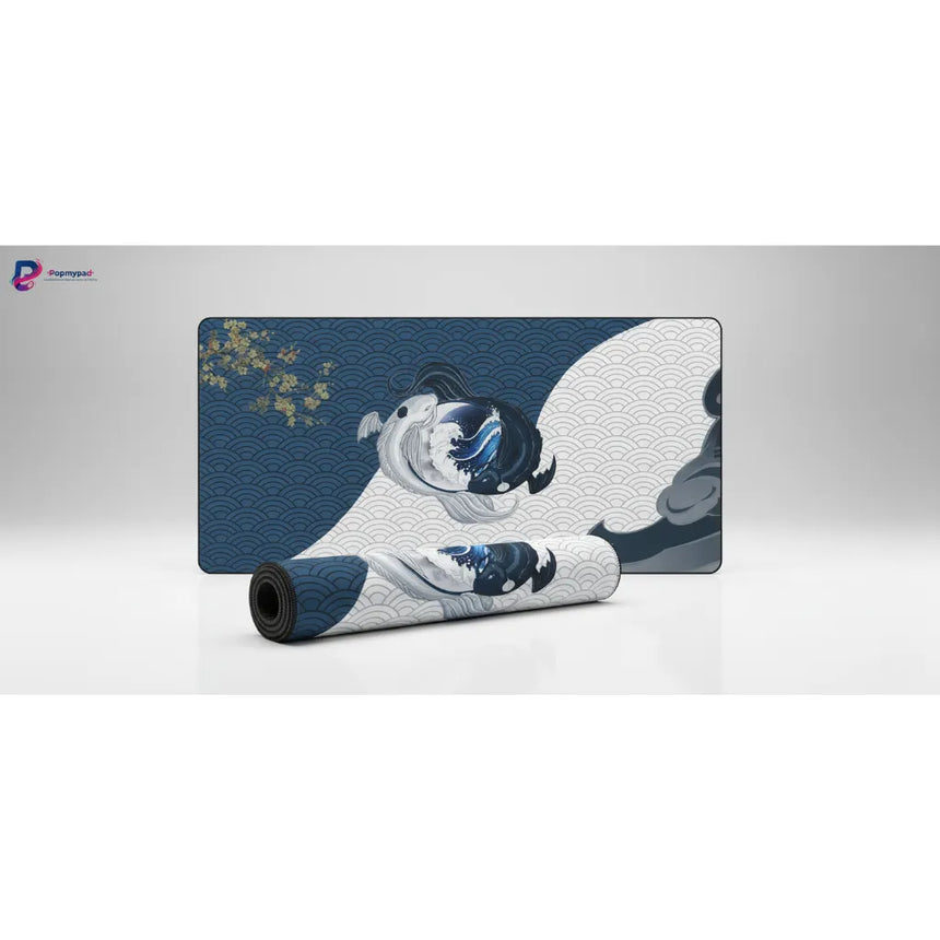 Tapis de Souris Japonais : Harmonie des Carpes Koï & Vagues Seigaiha