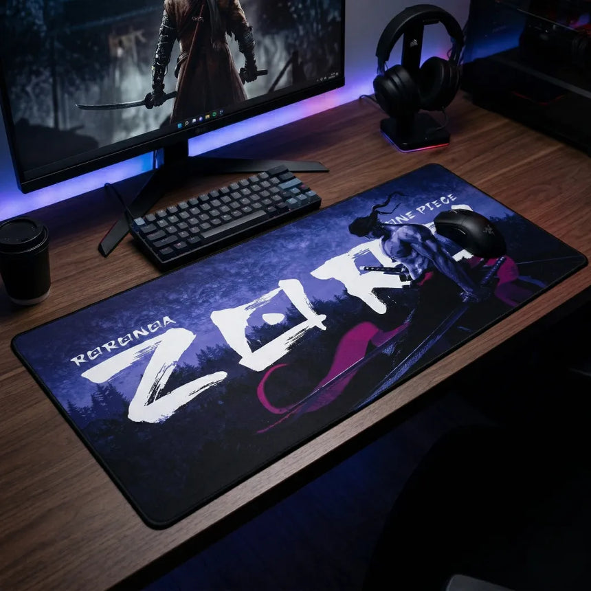 Tapis de Souris XXL One Piece Zoro "Santoryu" (900x400mm) — Maîtrise Suprême — PopMyPad