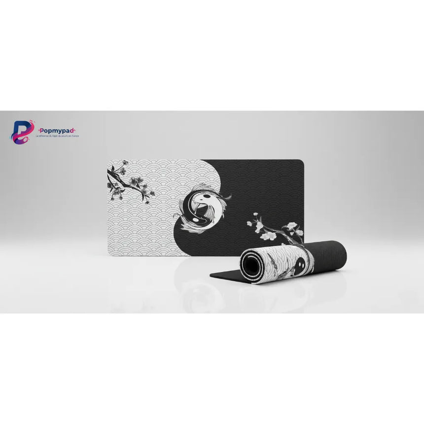 Tapis de souris Japonais Yin-Yang : L'Équilibre Éternel des Carpes Koi