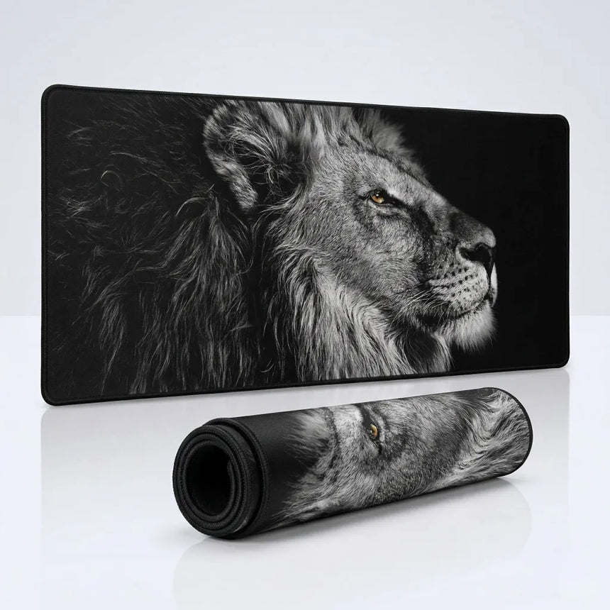 Tapis de Souris Lion Majestueux - Édition Noir & Blanc XXL