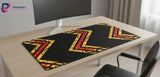 Tapis de souris Design Éclat Tribal – Chevrons de Feu & Spirales Hypnotiques