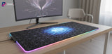 Tapis de souris Gaming RGB - Design Fractal Géométrique "Blue Frost"
