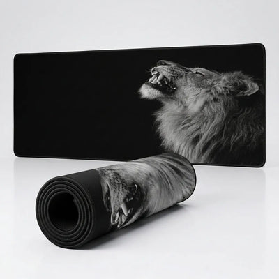 Tapis de souris Lion Noir et Blanc - Portrait Majestueux & Format XXL