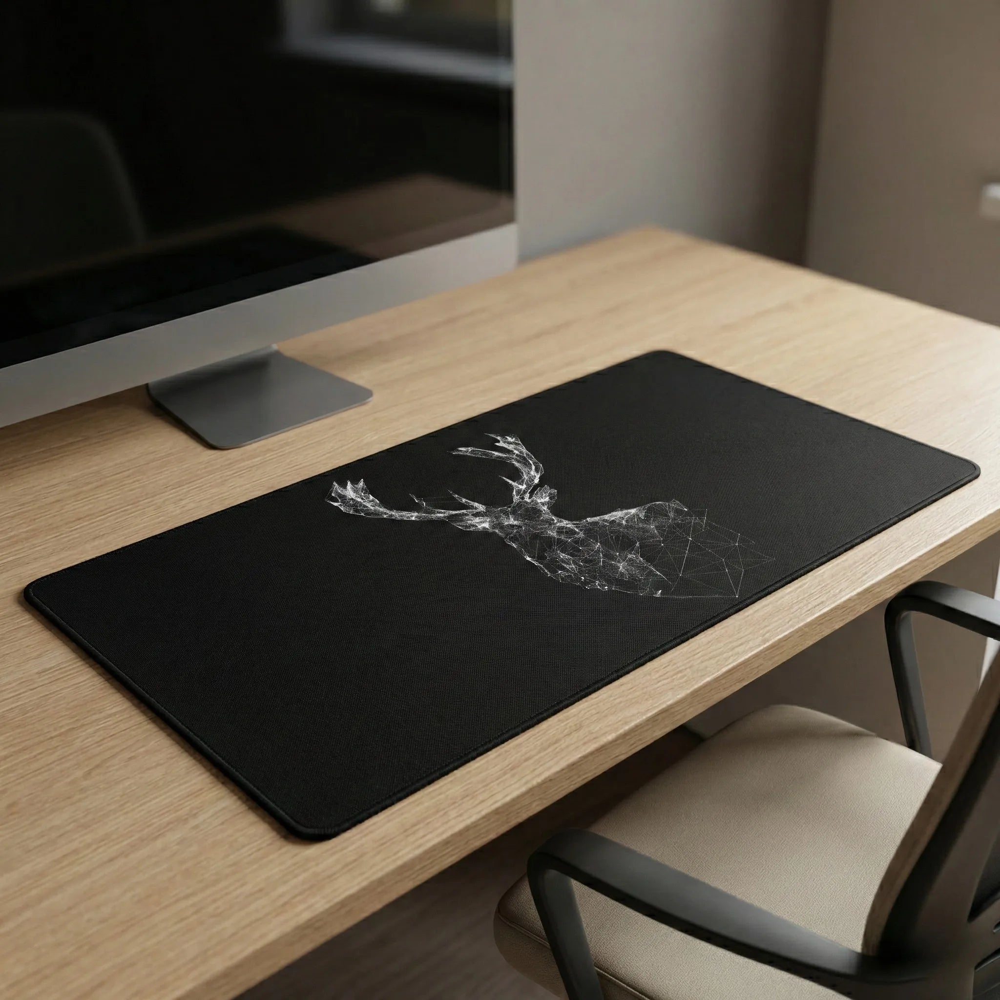 Tapis de souris XXL - Cerf Géométrique "Majestic Stag" - Noir & Blanc Premium